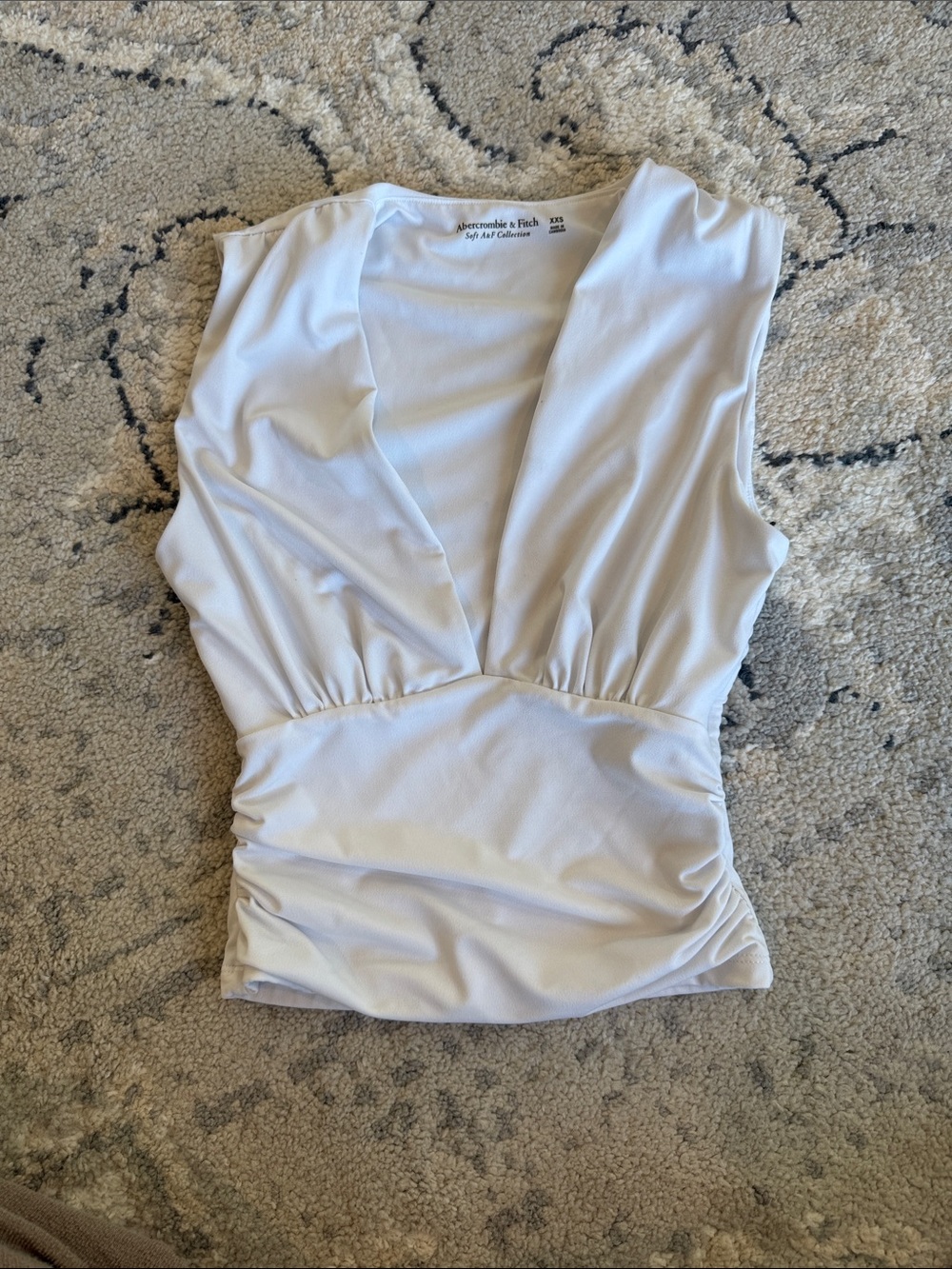 Abercrombie & Fitch Ivory V-Neck Ruched Sleeveless Top